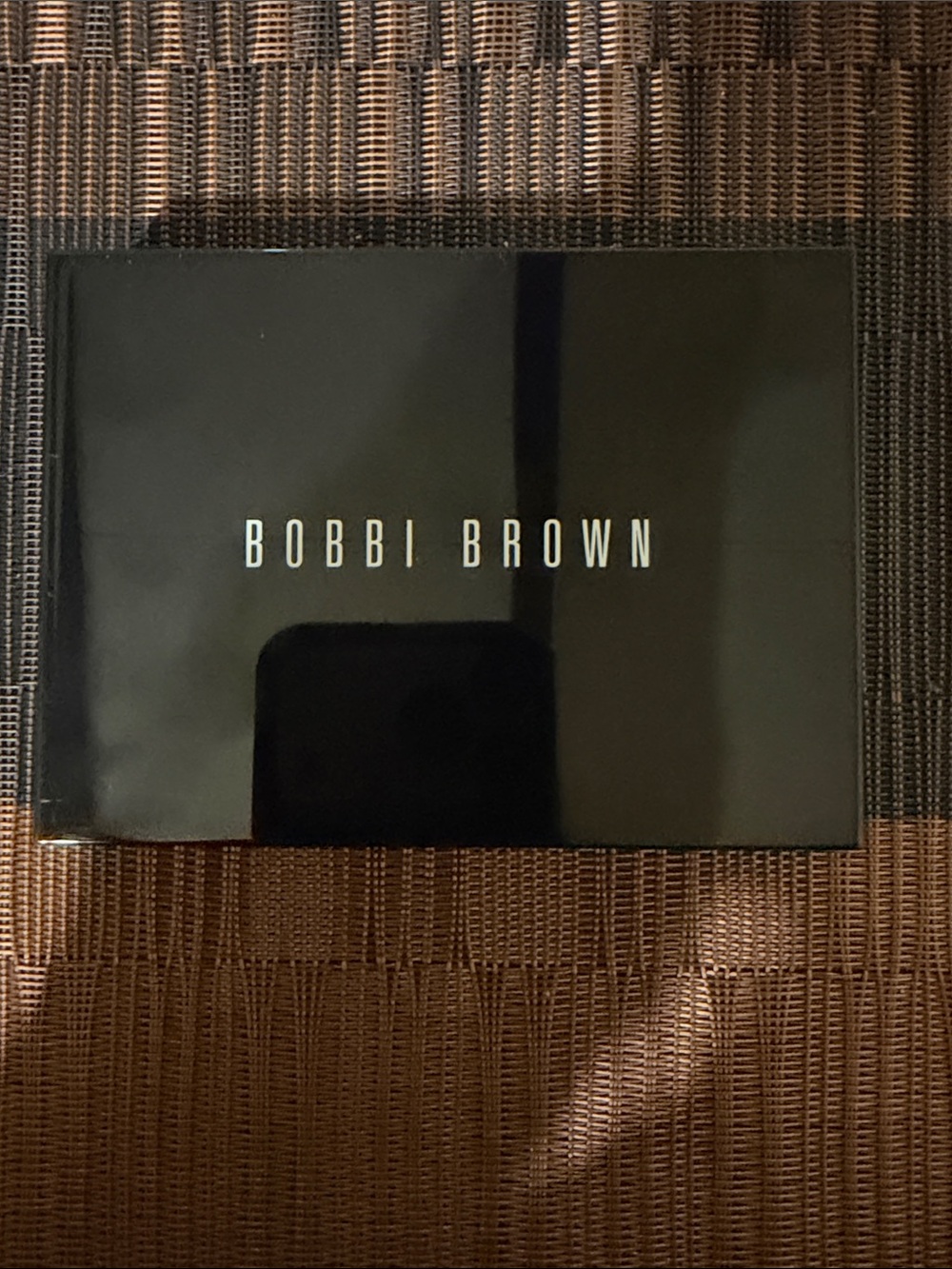 Bobbi Brown Pink, Blue and Green Multifinish Eyeshadow Book 📕 
Palette - Picture 3 of 4